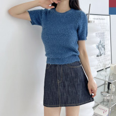 리즈 퍼 부클 반팔니트