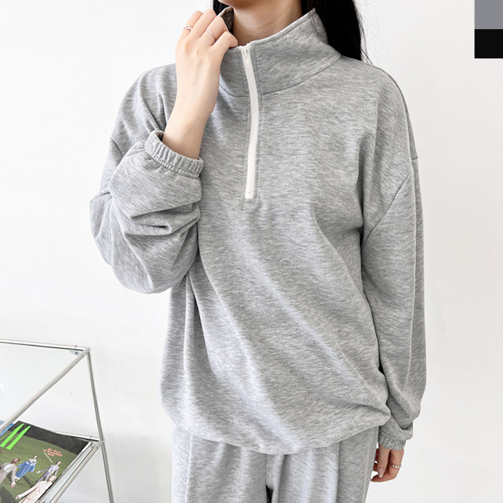 오버핏반집업맨투맨