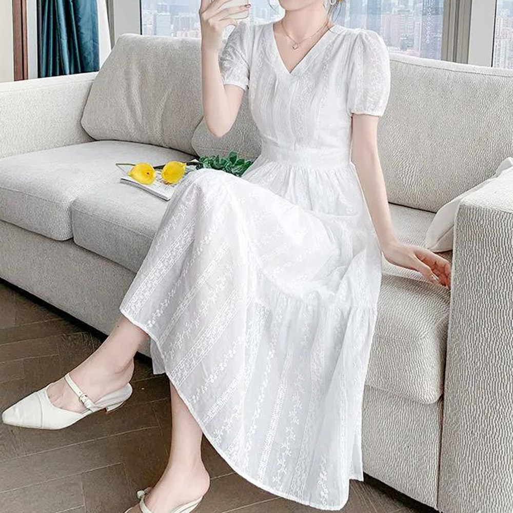 퍼프소매펀칭화이트롱원피스